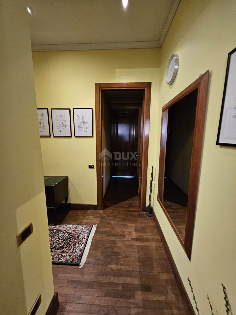 RIJEKA, CENTRO - appartamento 190.77 10m dal mare