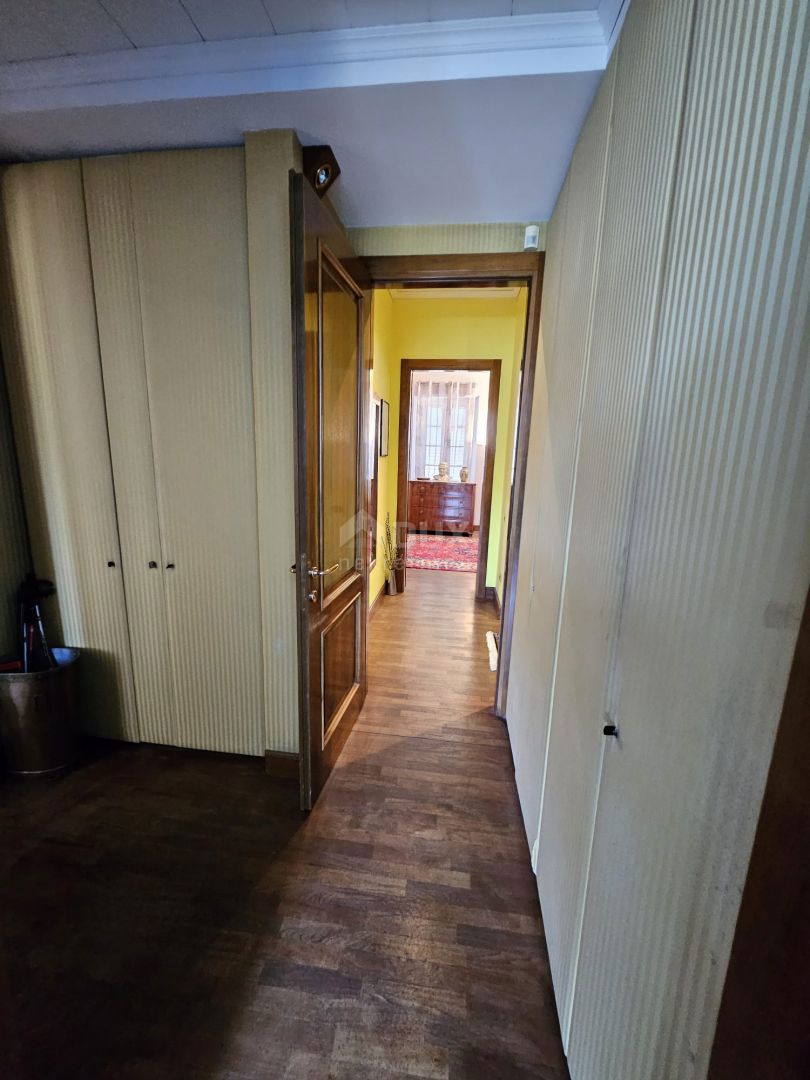 RIJEKA, CENTRO - appartamento 190.77 10m dal mare