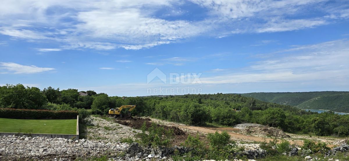 ISTRIA, RABAC - Terreno edificabile vicino al mare