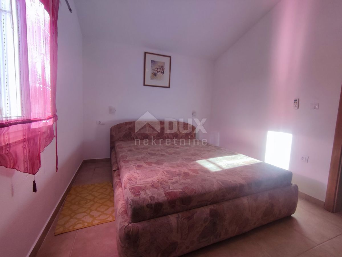 ISTRIA, KAVRAN - Spaziosa casa con 3 appartamenti e garage in una zona tranquilla