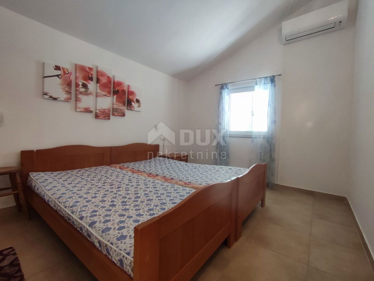 ISTRIA, KAVRAN - Spaziosa casa con 3 appartamenti e garage in una zona tranquilla