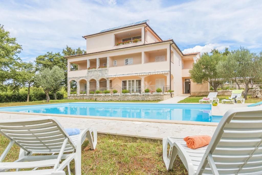 ISTRIA, KRNICA - Complesso alberghiero vicino al mare