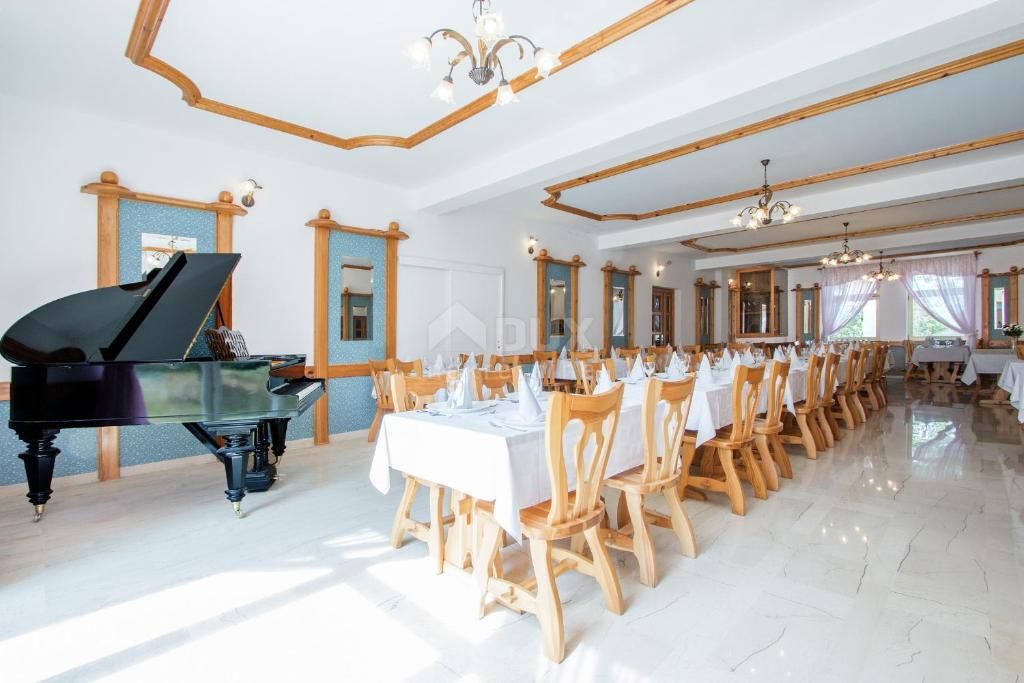 ISTRIA, KRNICA - Complesso alberghiero vicino al mare