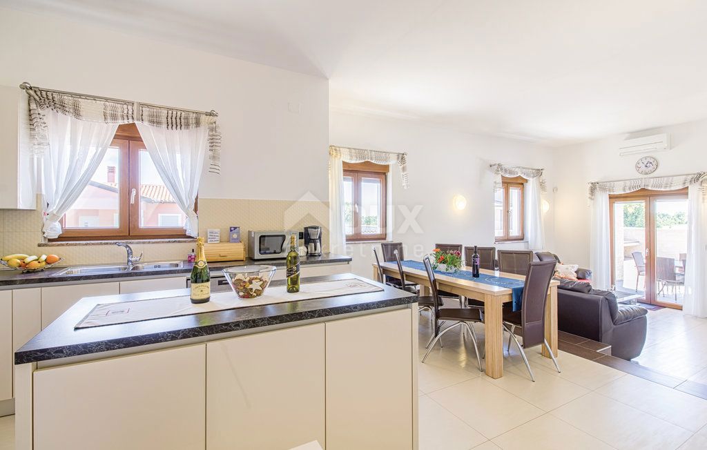 ISTRIA, JADREŠKI - Villa familiare con piscina in un ambiente tranquillo