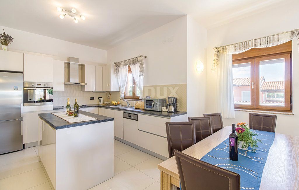 ISTRIA, JADREŠKI - Villa familiare con piscina in un ambiente tranquillo