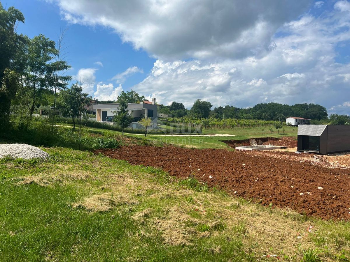 ISTRIA, LABIN - Terreno edificabile in ottima microlocalizzazione