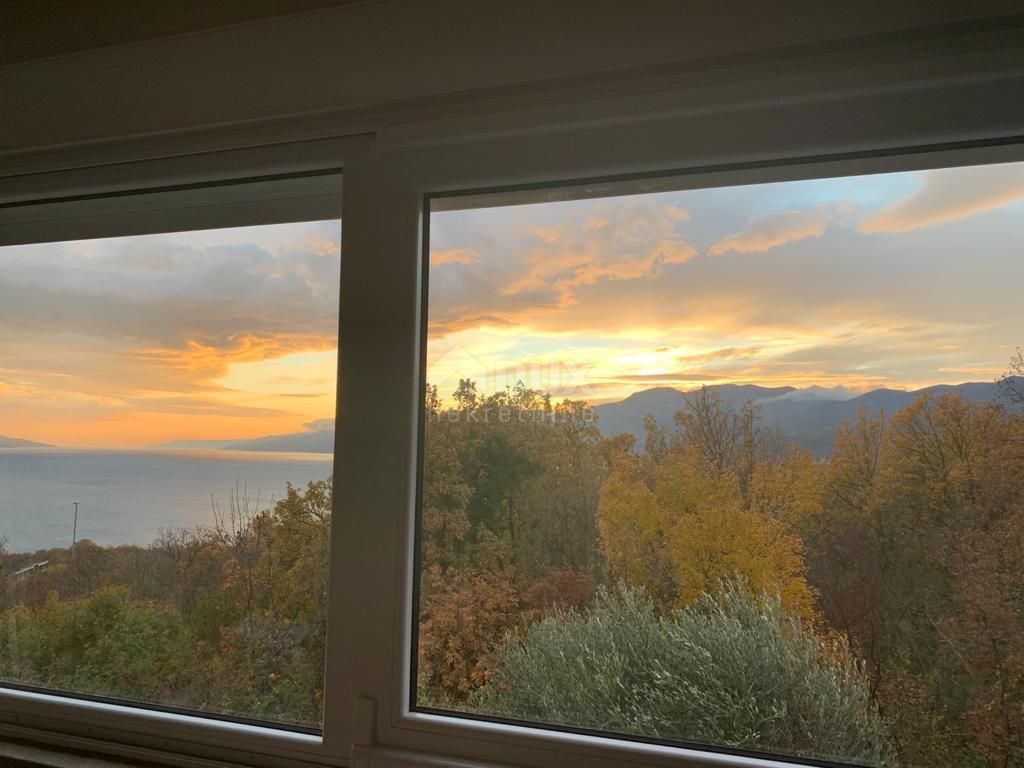 RIJEKA, MARTINKOVAC - bellissimo e moderno 2BR+DB in un'ottima posizione