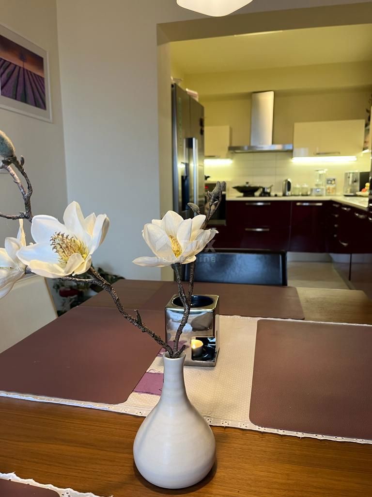 RIJEKA, MARTINKOVAC - bellissimo e moderno 2BR+DB in un'ottima posizione