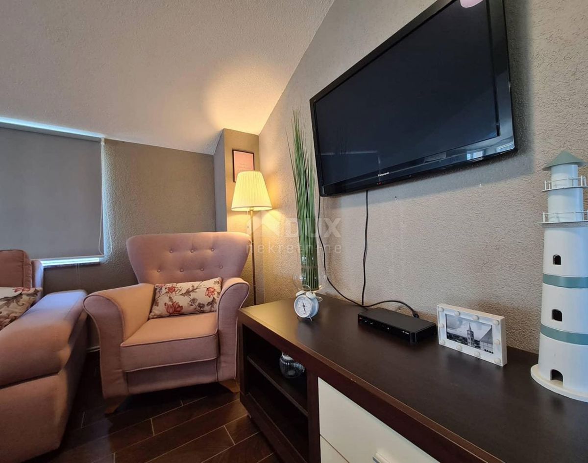 ZADAR, PRIVLAKA - Casa moderna a 40 m dal mare