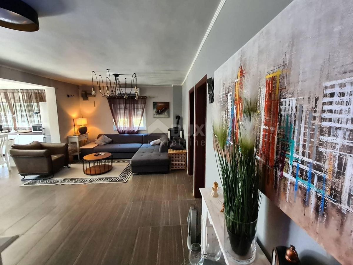 ZADAR, PRIVLAKA - Casa moderna a 40 m dal mare