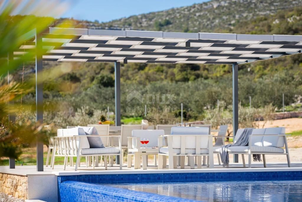 DALMAZIA, TROGIR Villa di lusso con piscina