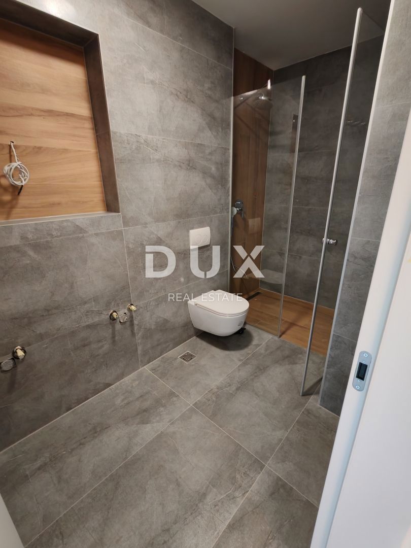  ZADAR, ZATON - Villa bifamiliare di lusso con piscina riscaldata, sauna e palestra! Nuova costruzione! B1