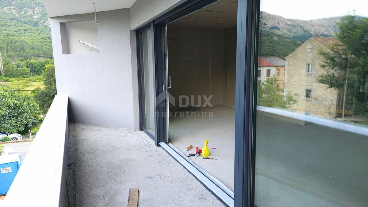 ISOLA DI KRK, BAŠKA (dintorni) - Appartamento con 2 camere da letto in un edificio nuovo con terrazza e 2 posti auto