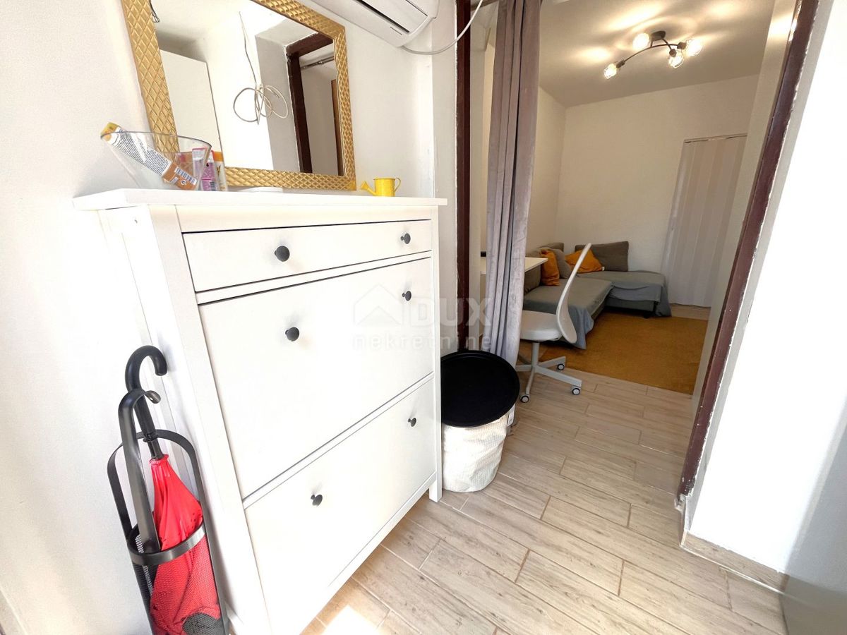 RIJEKA, CENTRO - Appartamento monolocale recentemente adattato con parcheggio!