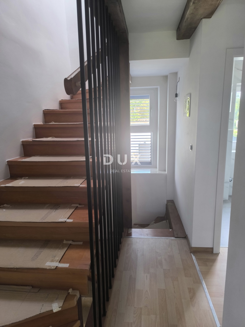 ISTRIA, JURŠIĆI - Casa in pietra con piscina + appartamento, CHIAVI IN MANO