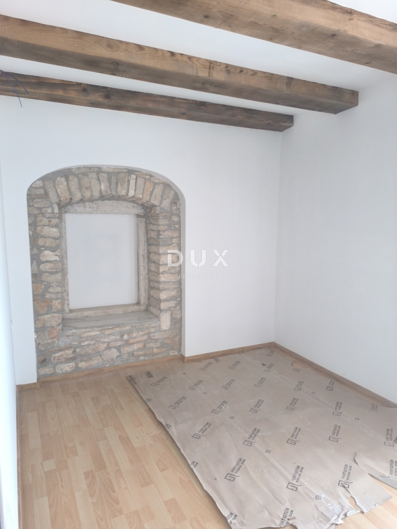 ISTRIA, JURŠIĆI - Casa in pietra con piscina + appartamento, CHIAVI IN MANO