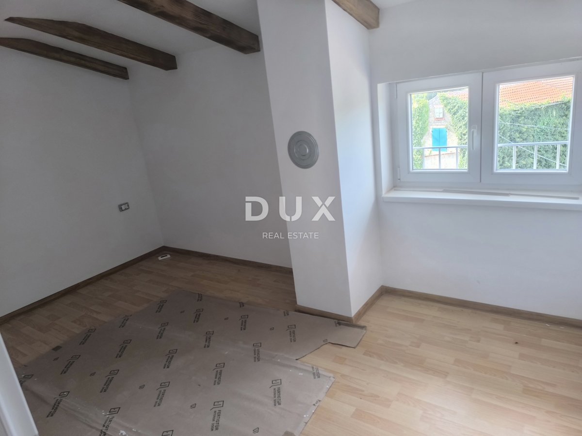 ISTRIA, JURŠIĆI - Casa in pietra con piscina + appartamento, CHIAVI IN MANO