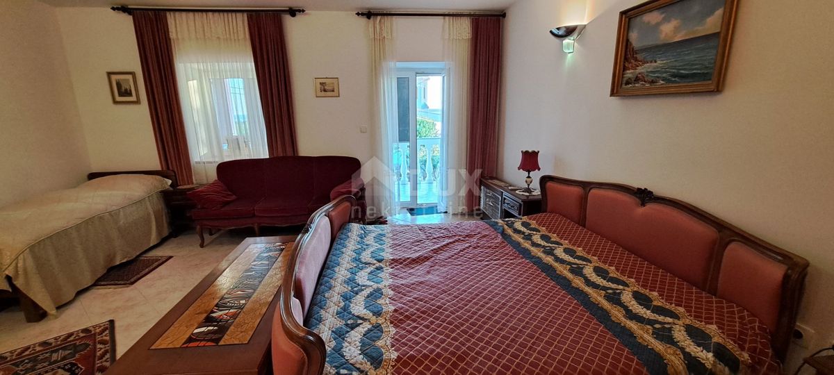 CRIKVENICA, JADRANOVO - casa con vista sul mare aperto