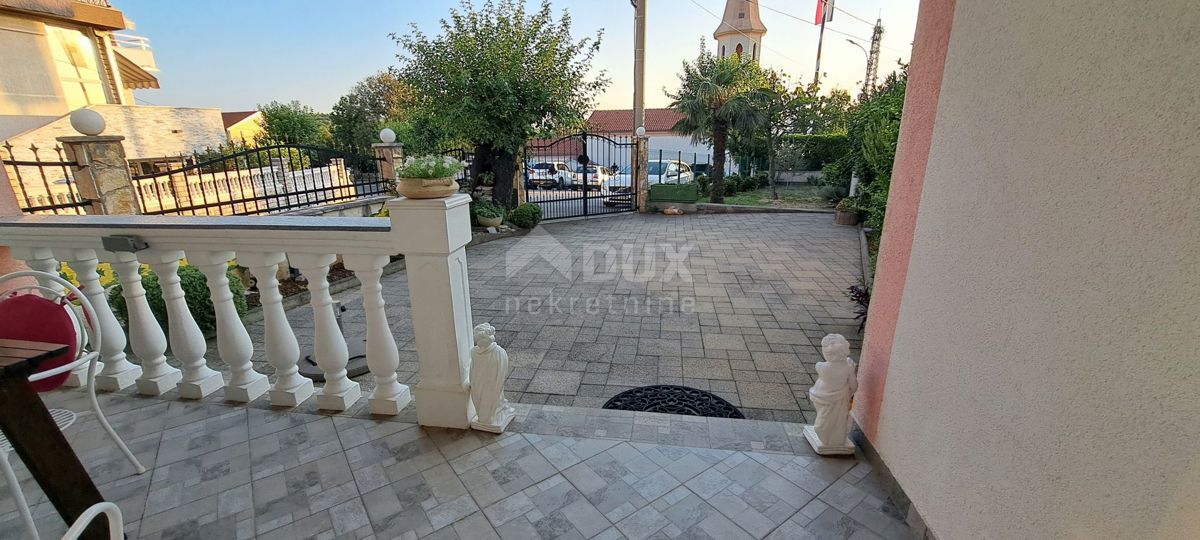 CRIKVENICA, JADRANOVO - casa con vista sul mare aperto