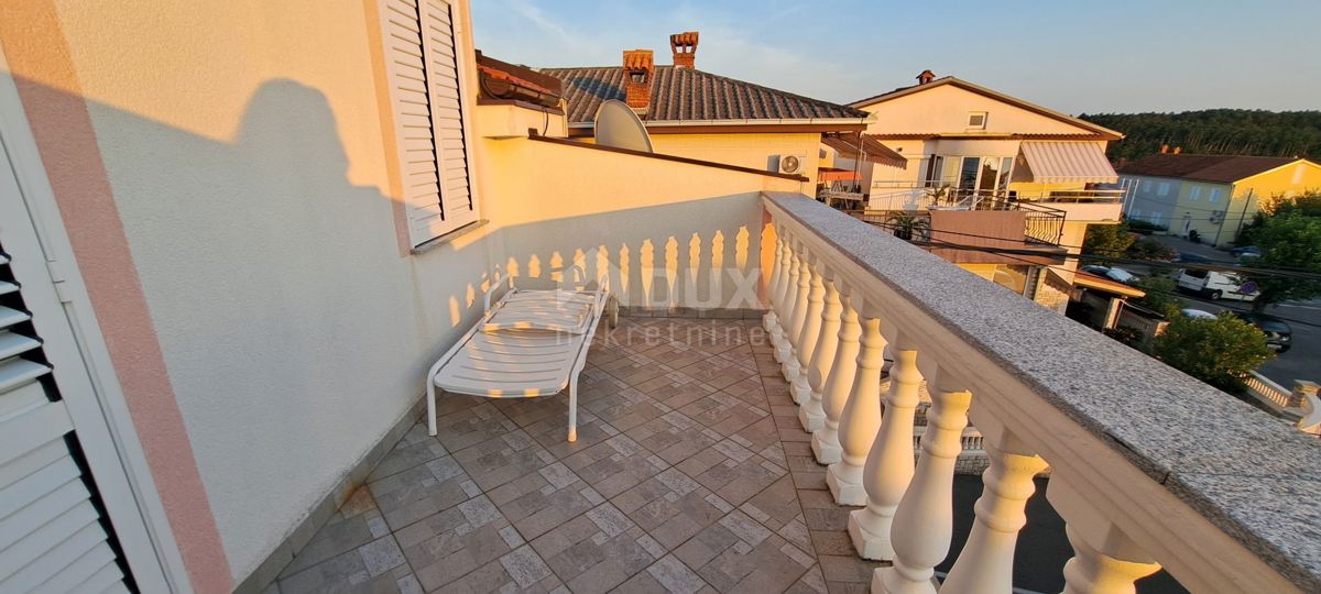 CRIKVENICA, JADRANOVO - casa con vista sul mare aperto