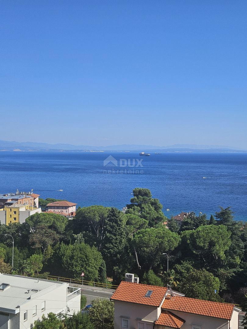 OPATIJA, CENTRO - attico a due piani 4333m2 con vista panoramica sul mare e terrazza sul tetto S2