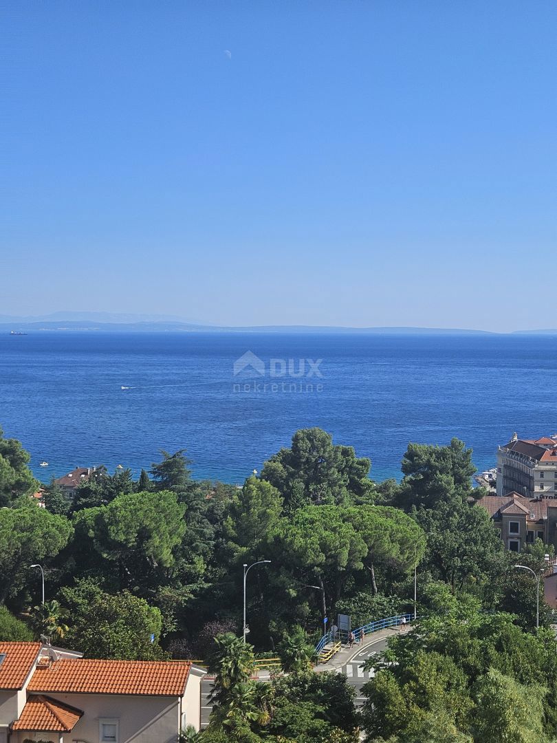 OPATIJA, CENTRO - attico a due piani 4333m2 con vista panoramica sul mare e terrazza sul tetto S2