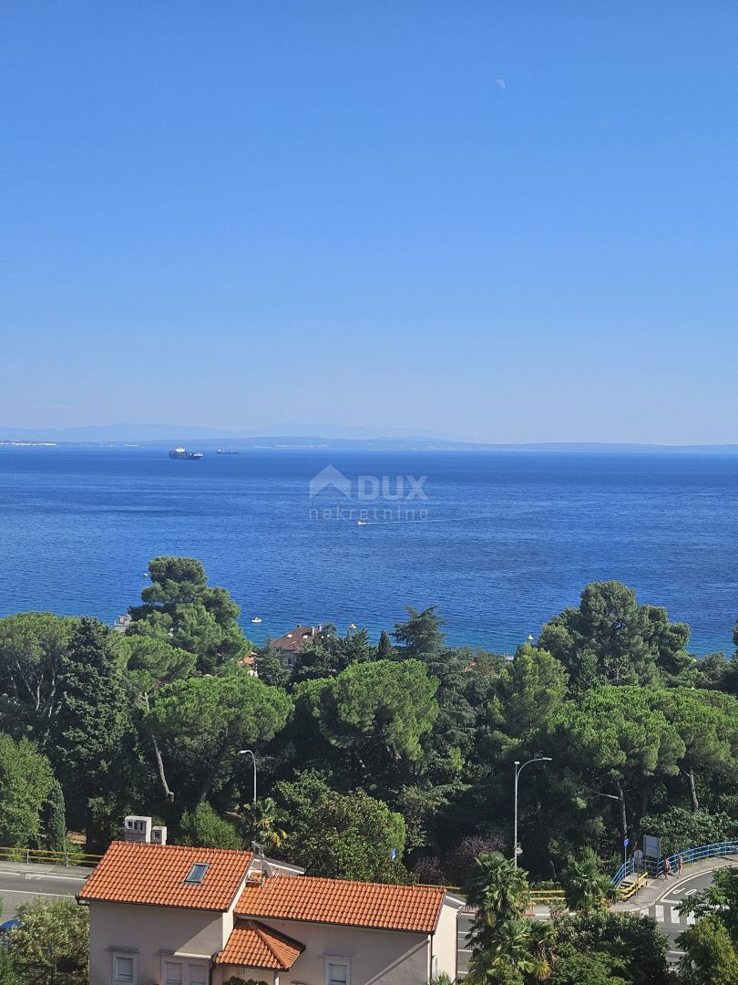 OPATIJA, CENTRO - attico a due piani 4333m2 con vista panoramica sul mare e terrazza sul tetto S2