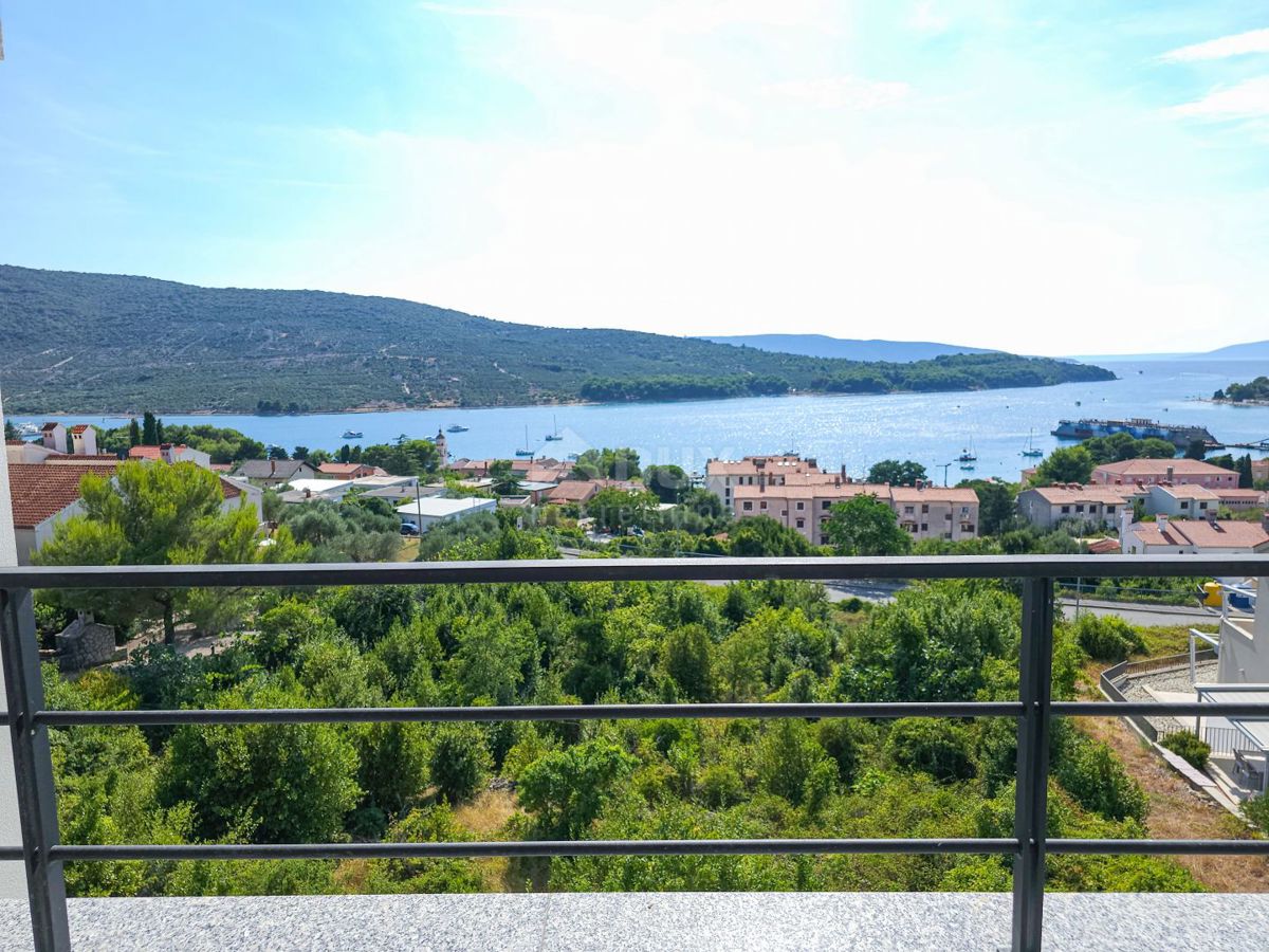 ISOLA DI CRES, CRES - Appartamento 3 camere da letto + bagno, parcheggio, vista mare