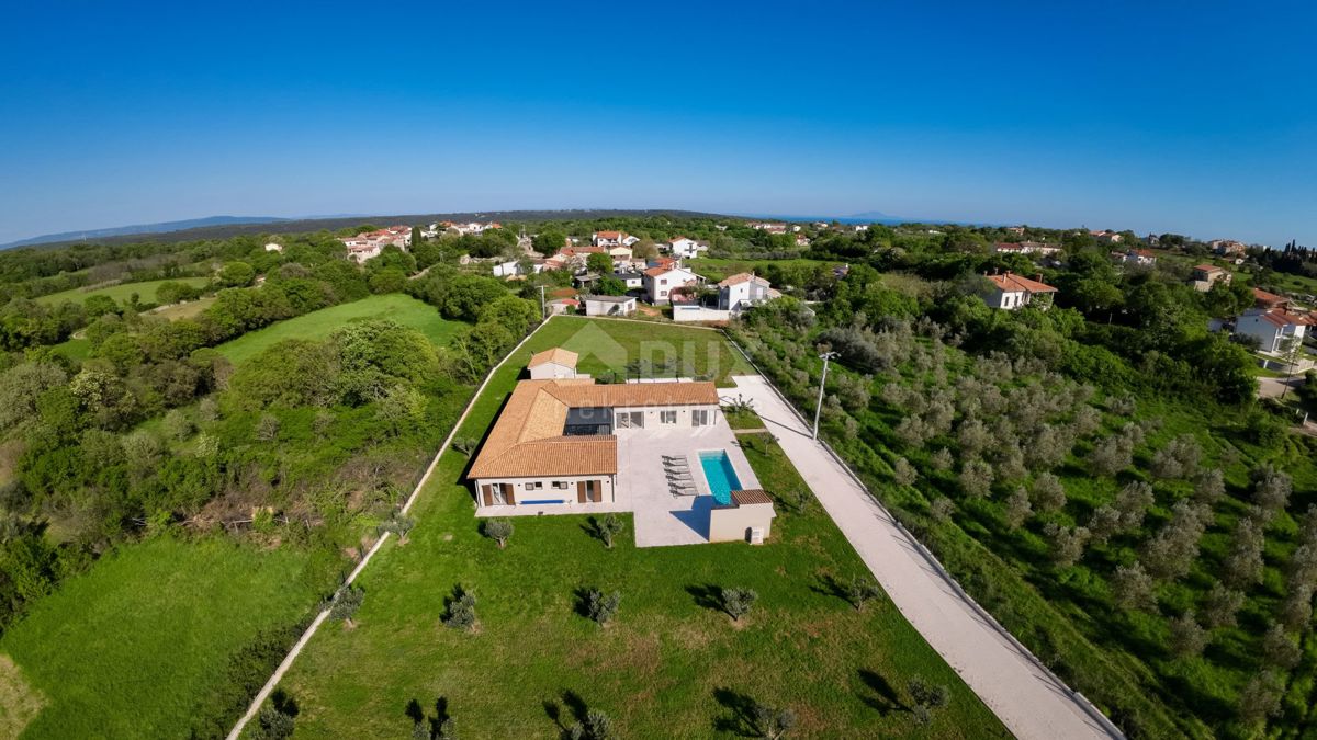 ISTRIA, LIŽNJAN - Impeccabile casa moderna a un piano