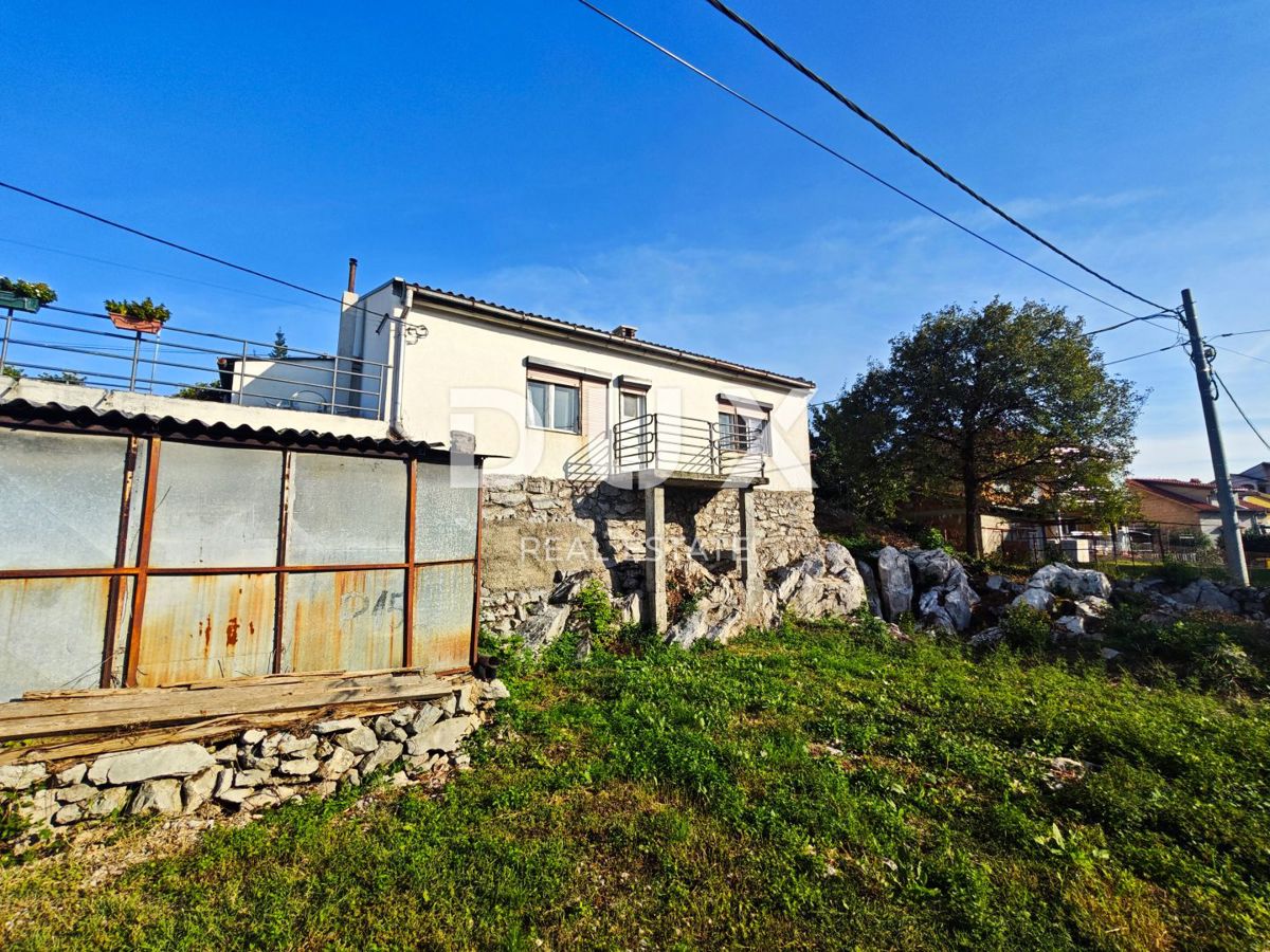 RIJEKA, ZAMET - Casa indipendente, giardino, garage!