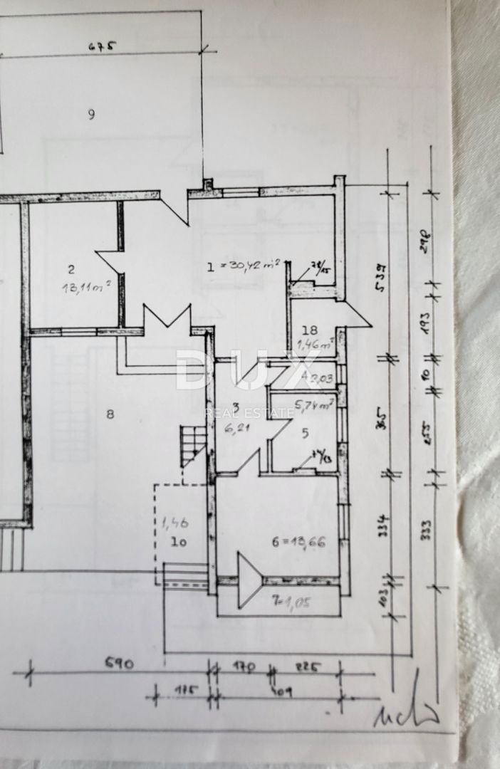 BIOGRAD NA MORU - Rara opportunità: 1000 m2 di terreno con una casa