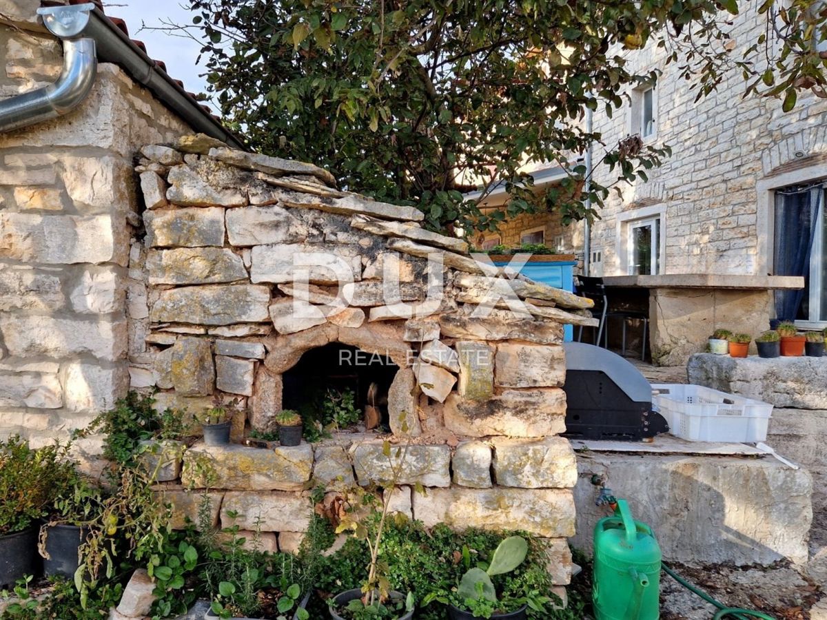 ISTRIA, KANFANAR - Casa in pietra con giardino