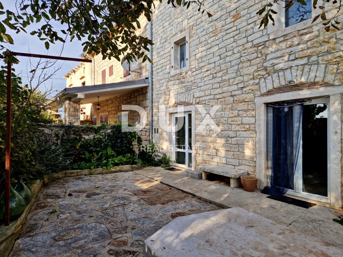 ISTRIA, KANFANAR - Casa in pietra con giardino