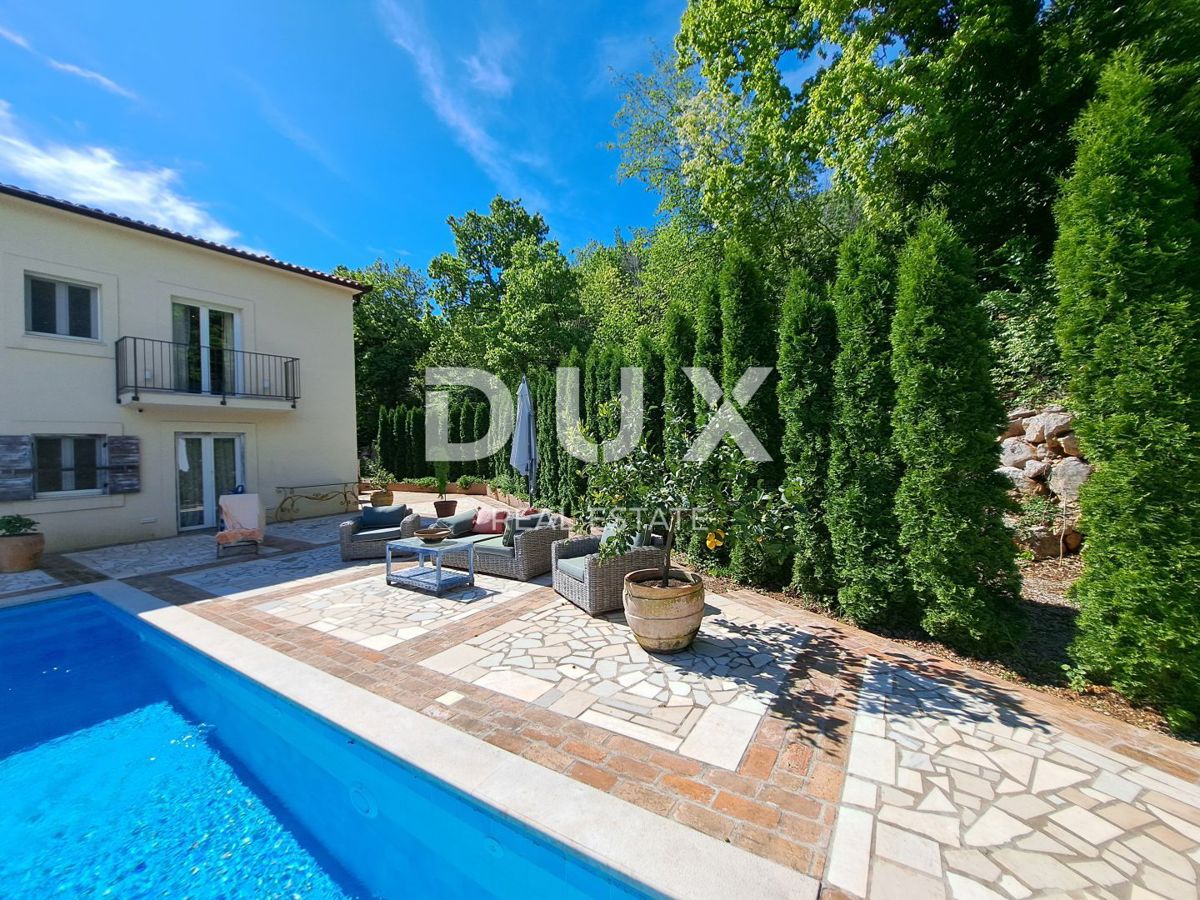 OPATIJA, BRSEČ - villa di lusso 430m2 con piscina e vista mare + giardino paesaggistico 2700m2