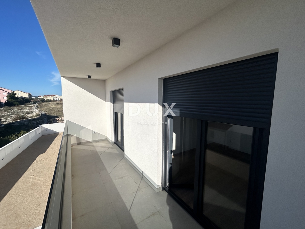 ŠIBENIK, VODICE - Appartamento con tre camere da letto in un nuovo edificio in una posizione tranquilla