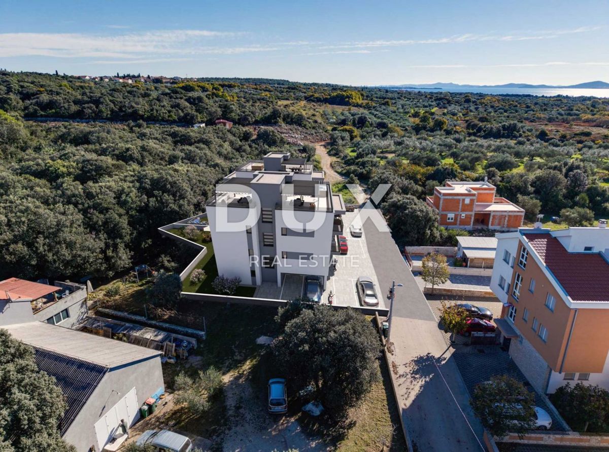 ZADAR, PETRČANE - Moderno appartamento con giardino in costruzione Z2 S1