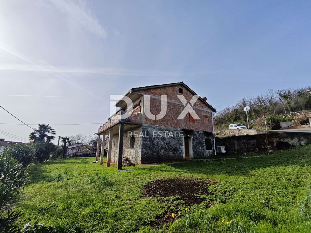 OPATIJA, OPRIĆ - Casa indipendente con vista sul mare! Terreno di 1100m2, OCCASIONE!