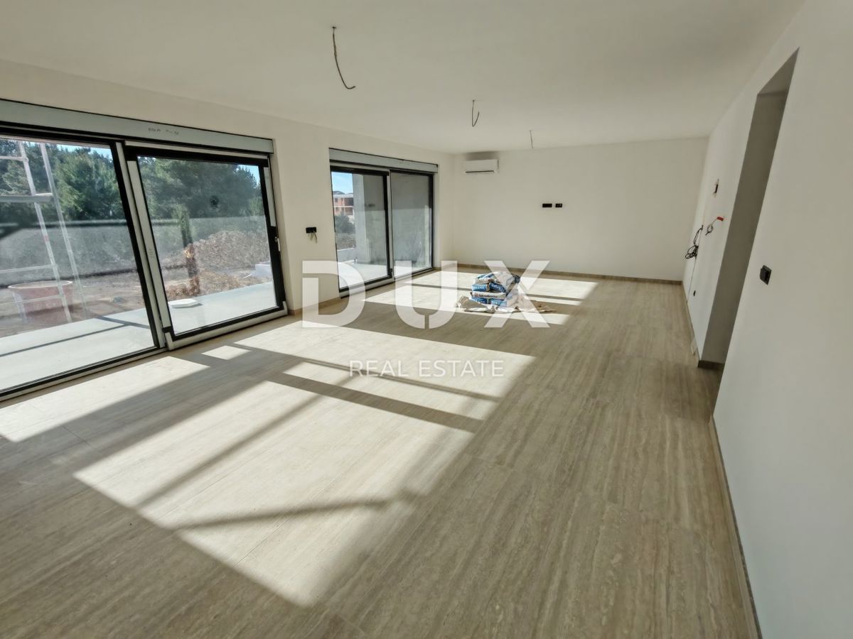 ZARA, VRSI - Villa di lusso con piscina! Garage, 4 camere da letto, 4 bagni...! E