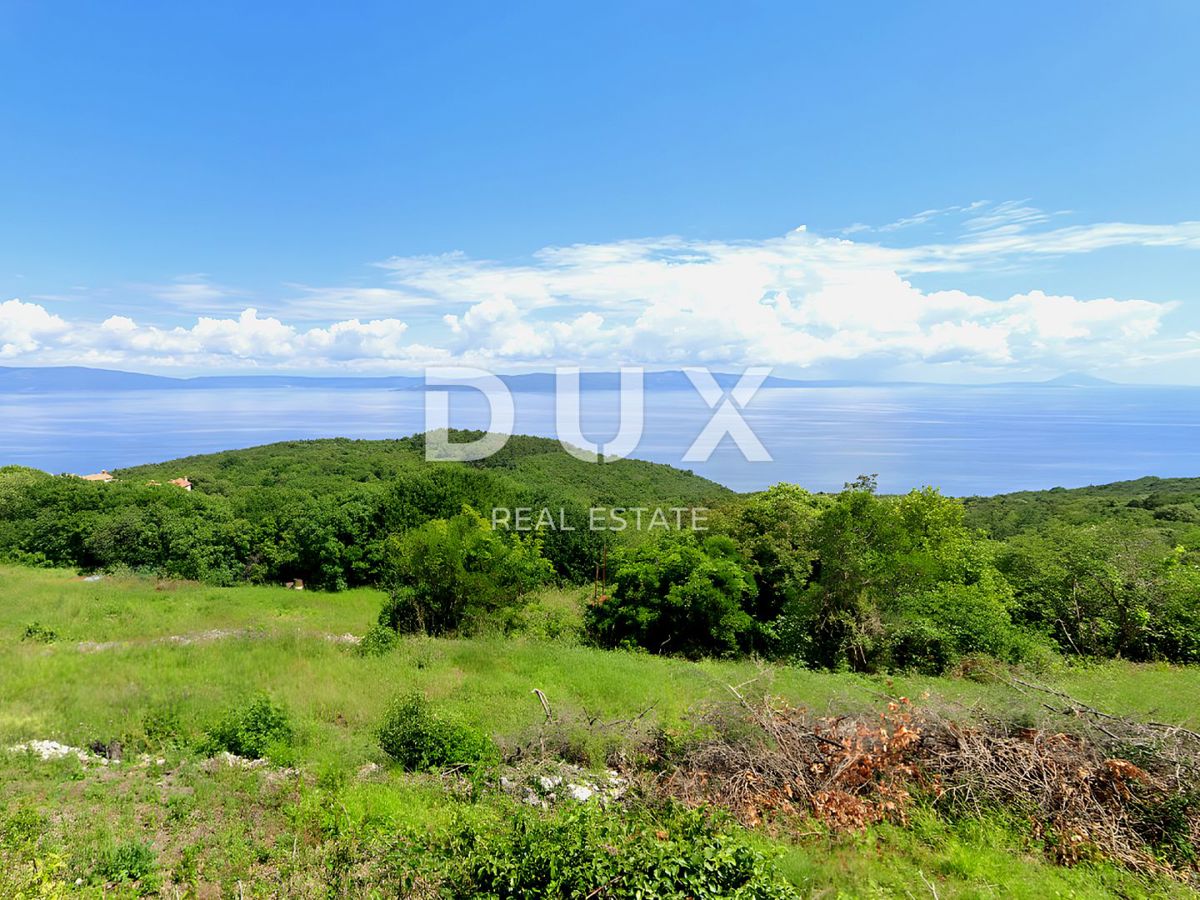 ISTRIA, RABAC - Terreno con spettacolare vista mare