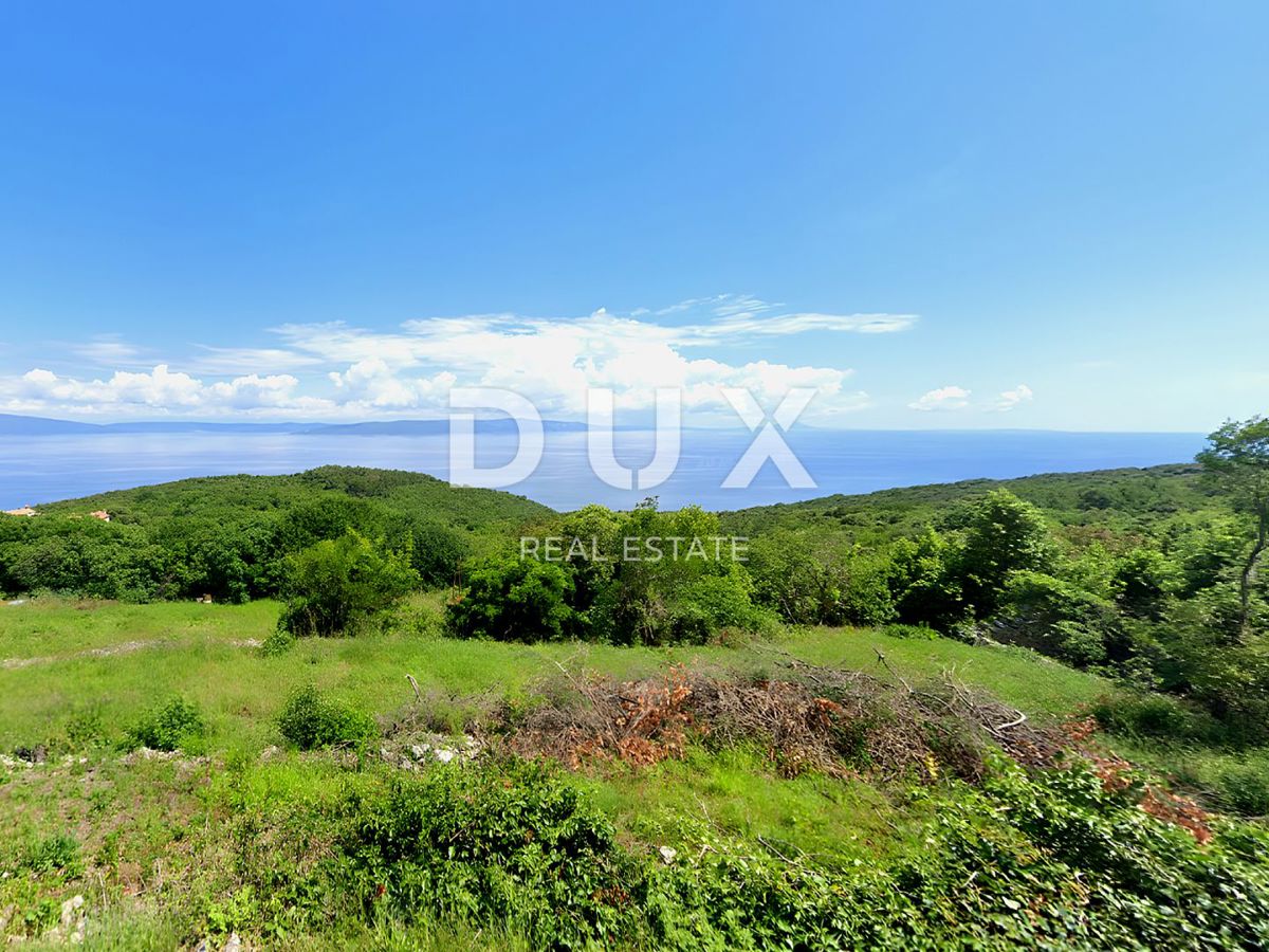 ISTRIA, RABAC - Terreno con spettacolare vista mare