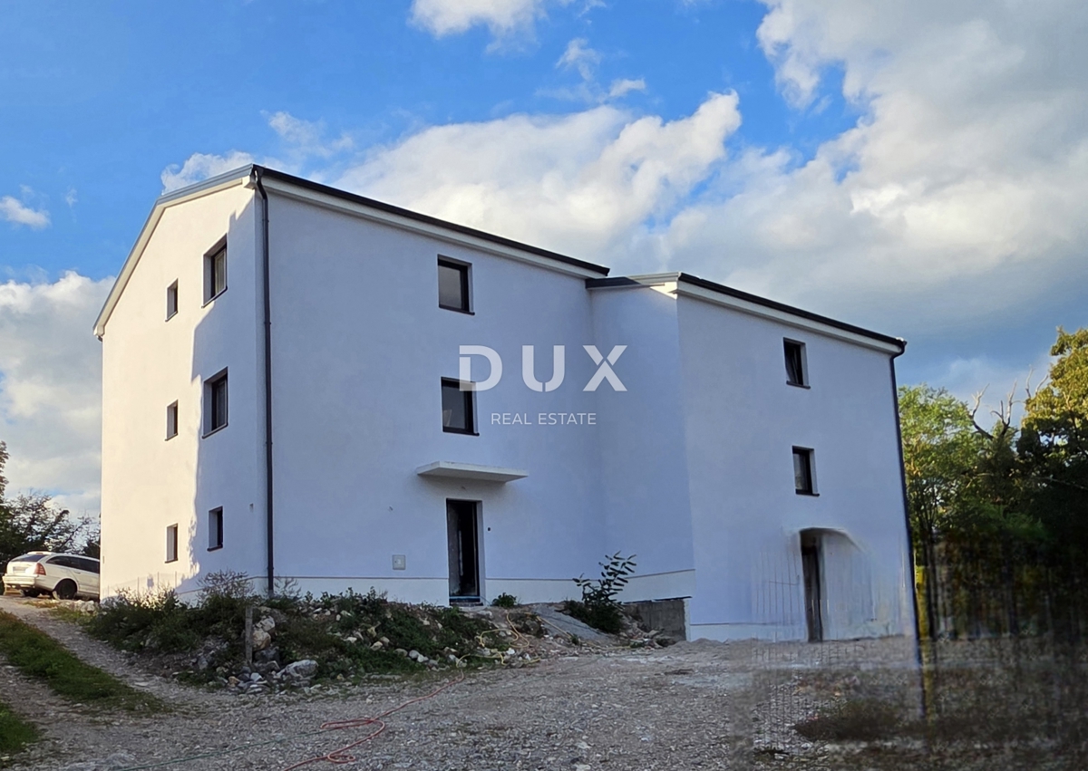 MATULJI, JURDANI, PERMANI - appartamento 68m2 + galleria 31m2, 2° piano 3 camere da letto + soggiorno 