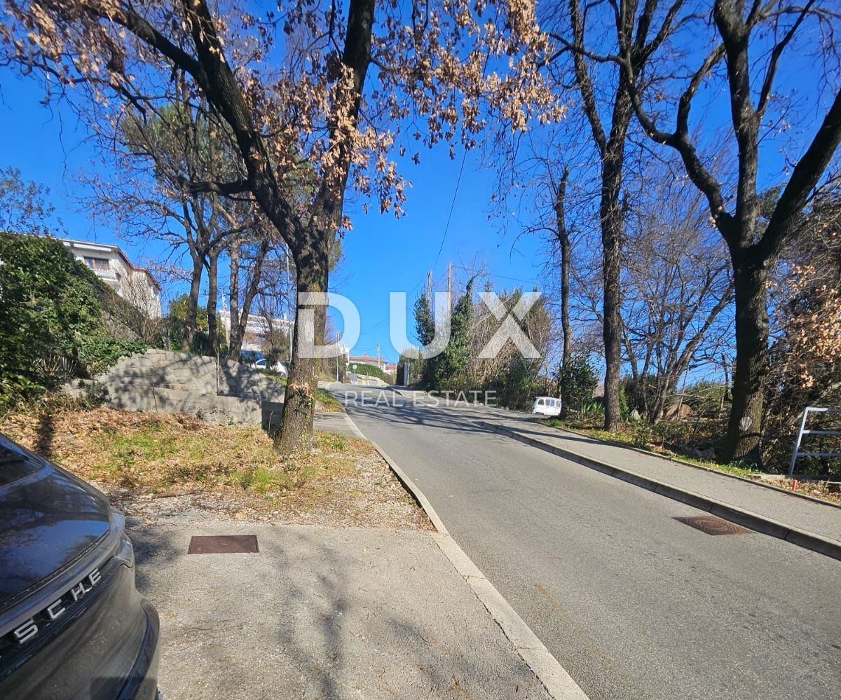 OPATIJA, VOLOSKO - terreno edificabile in posizione attraente, opportunità di investimento