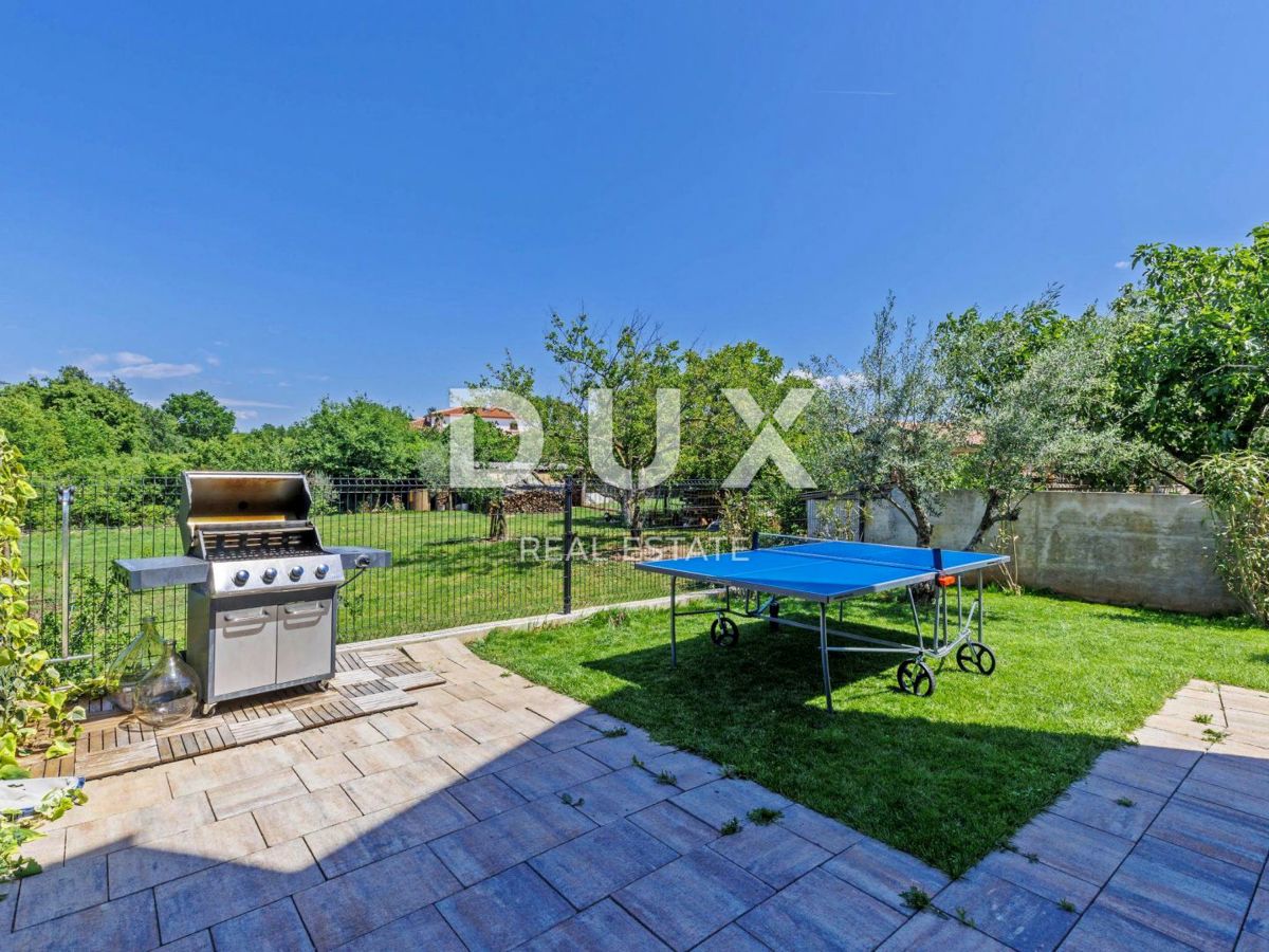 ISTRIA, PARENZO - Casa con piscina