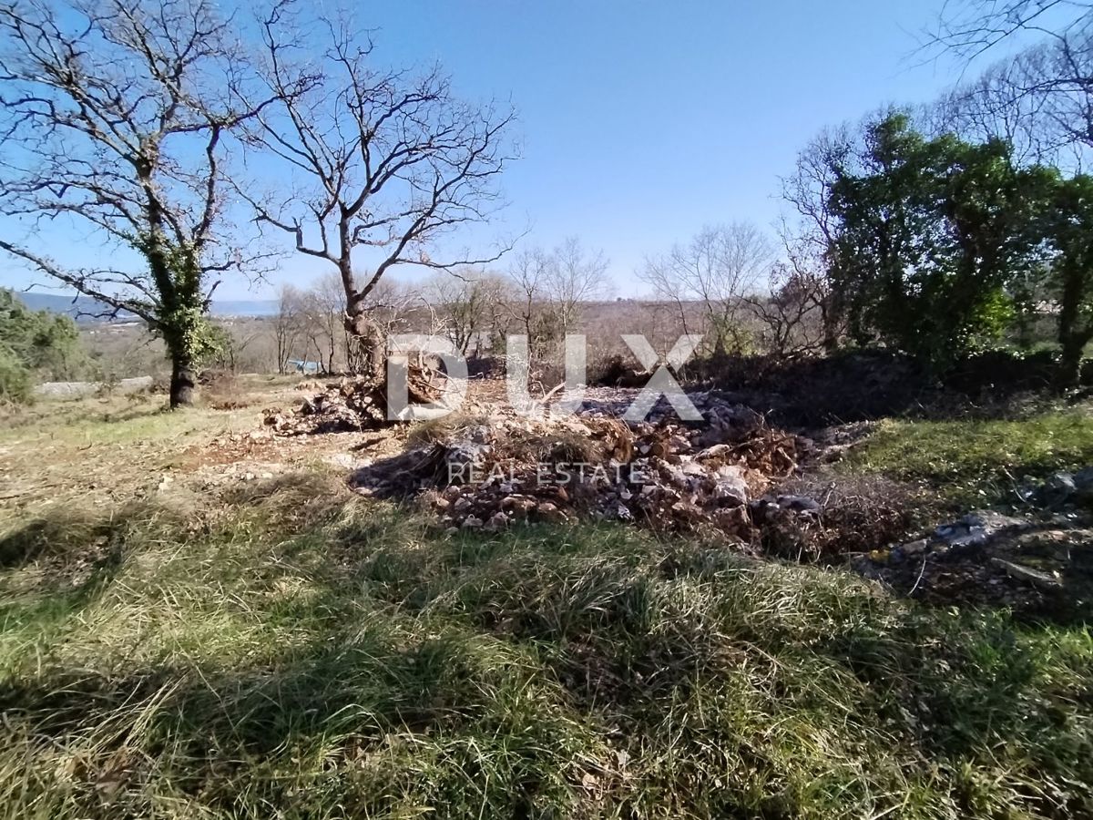 ISTRIA, RAKALJ - Terreno edificabile con vista mare!