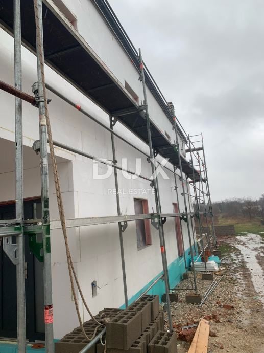 ISTRIA, SVETVINČENAT - Casa con piscina in costruzione