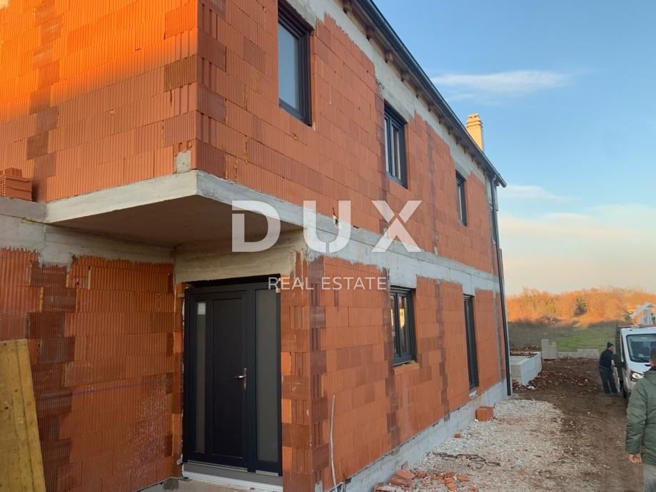 ISTRIA, SVETVINČENAT - Casa con piscina in costruzione