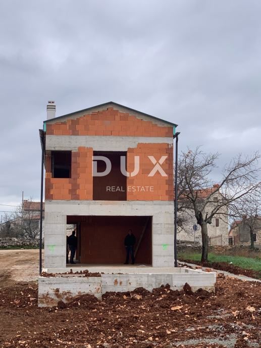 ISTRIA, SVETVINČENAT - Casa con piscina in costruzione
