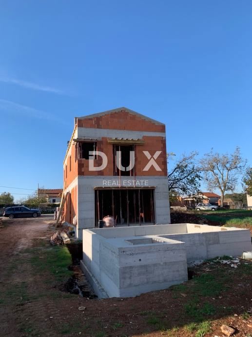 ISTRIA, SVETVINČENAT - Casa con piscina in costruzione
