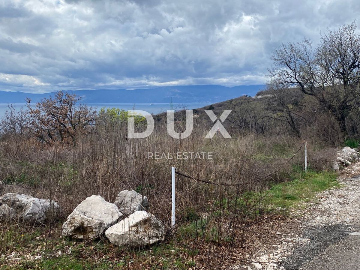 RIJEKA, KOSTRENA - terreno edificabile 1.053 m2 con vista mare per un edificio residenziale - appartamenti / monolocali / case unifamiliari / ville! OPPORTUNITÀ!!!