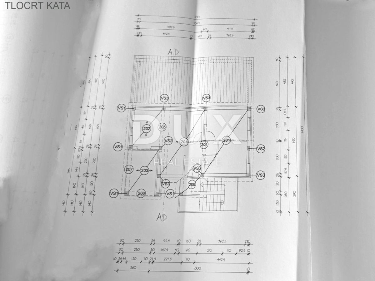 ISTRIA, LABIN - Casa con piscina in costruzione